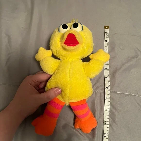 Vintage 1995 Big Bird from Sesame Street Yellow Plush Stuffed Animal Toy - Picture 2 of 7
